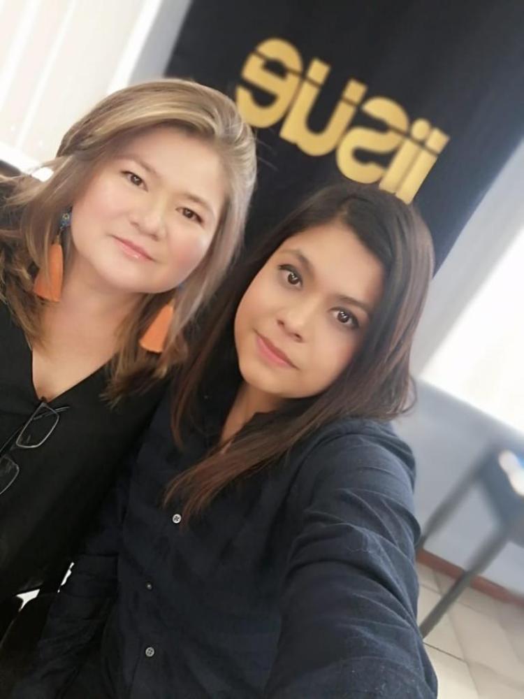 “En el IISUE con Jazmín Fonseca -mi tesista y su investigación-“.