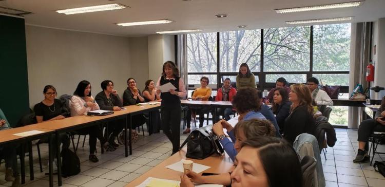 “En el IISUE con Jazmín Fonseca -mi tesista y su investigación-“.