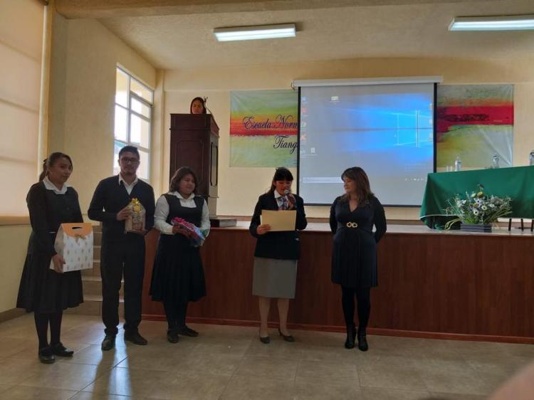 Conferencia Magistral: “Investigación para la reflexión de la práctica docente y cómo generar un buen clima de aprendizaje”