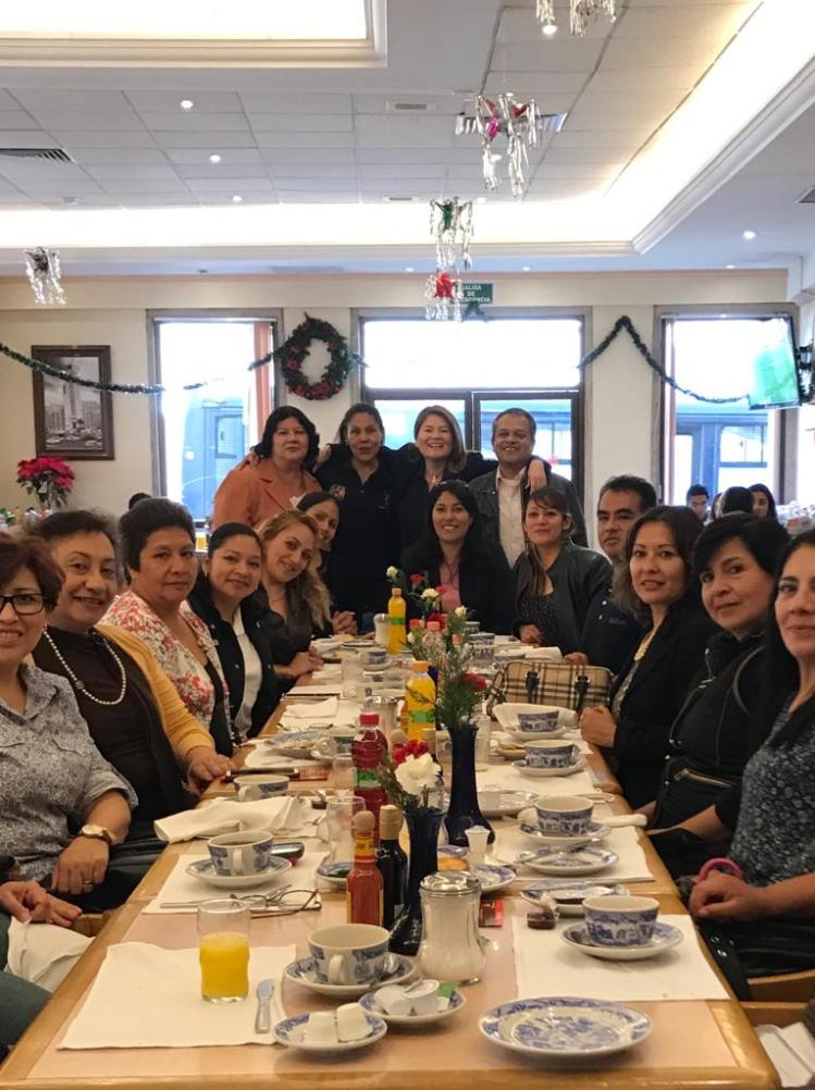 Socializando con estudiantes y docentes de SUAyED