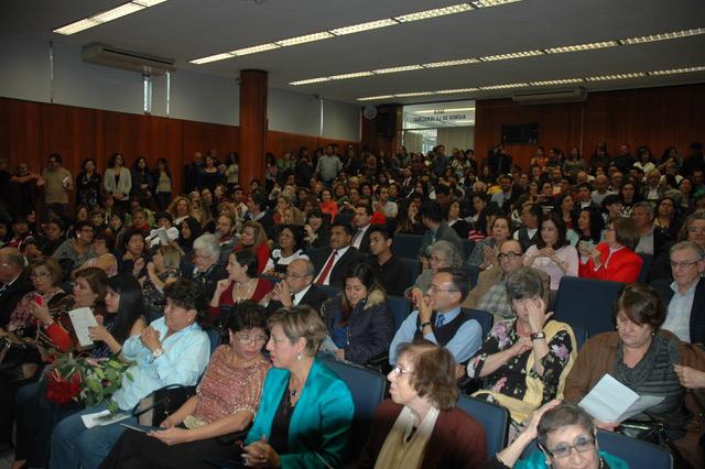 Recibí una medalla de antigüedad en la UNAM FFyL
