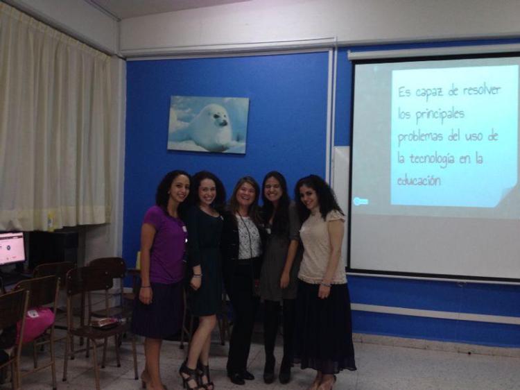 Rumbo al concurso “Profesores Sagrado Net” organizado en las oficinas centrales de Microsoft en Santa Fe